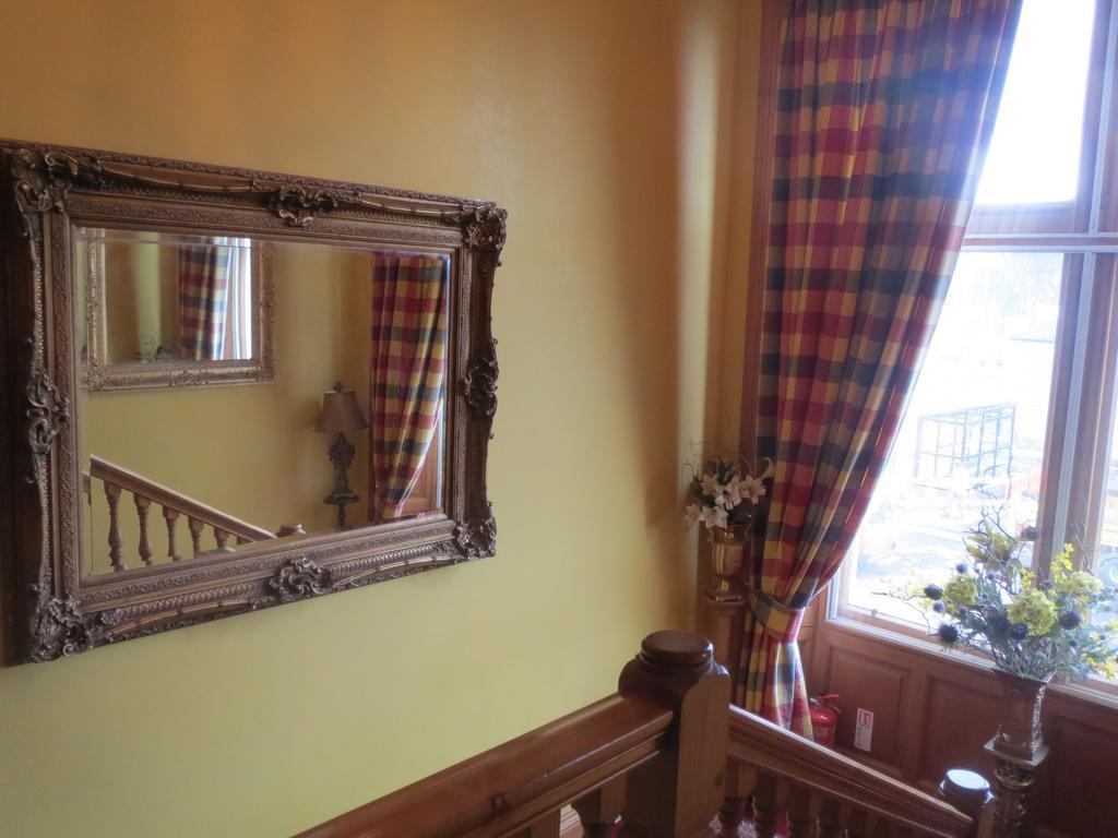 Bank Guest House โคลด์สตรีม ภายนอก รูปภาพ